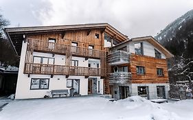 Mei Puite Appartements